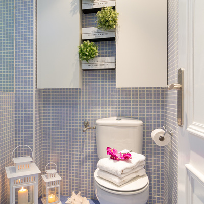 Baño | Bajo Costa Brava | by Carmela Cebrián