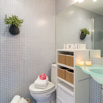 Baño | Bajo Costa Brava | by Carmela Cebrián