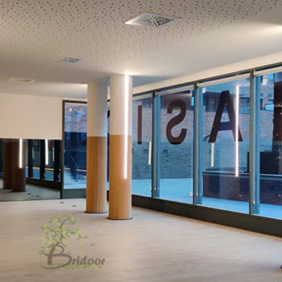 Gimnasio madera de bambú