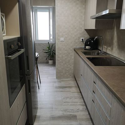 COCINA EN TONOS CLAROS PRECIOSA