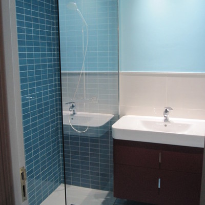 baño azul