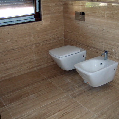 BAÑO MARMOL TRAVERTINO