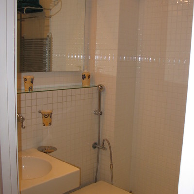 Piso 50m2. calle Parlament. Barcelona