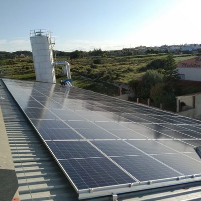 INSTALACION AUTOCONSUMO NAVE