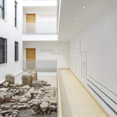 EDIFICIO DE VIVIENDAS