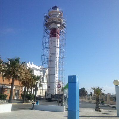 Andamio en faro, Rota