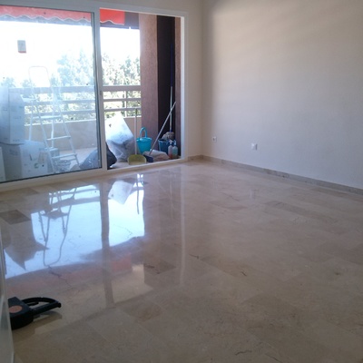 CRISTALIZADO DE SALON CON SUELO CREMA MARFIL