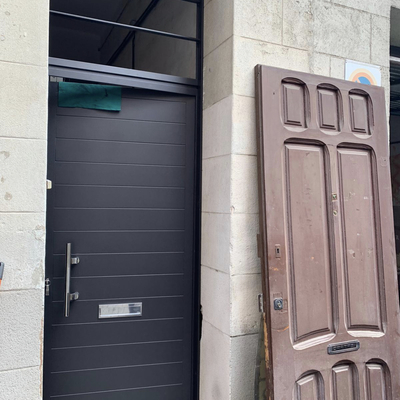 Cambio de puerta de Vivienda Particular