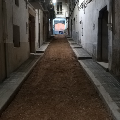 Cambio de colector, red de agua potable, aceras y pavimentación 3/4