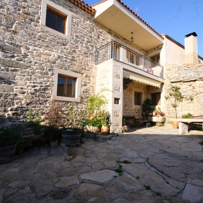 Casa Rural y urbanización del patio, Almeida de Sayago, Zamora