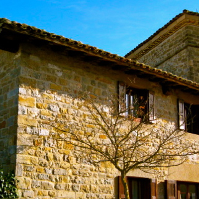 CASA-TORRE EN URROZ-VILLA
