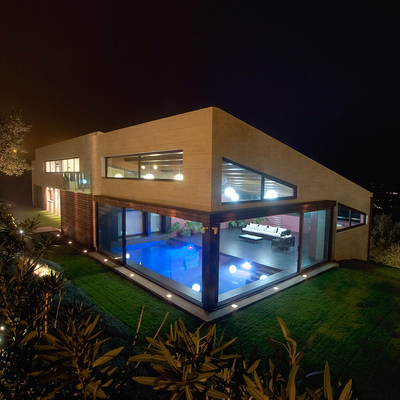 Casa unfifamilar de 1000 m2 construidos 