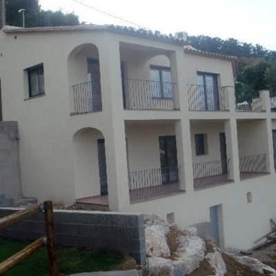 CASA UNIFAMILIAR AISLADA EN VENTA.