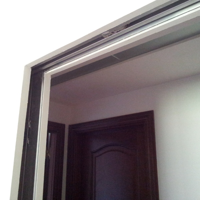 Casoneto para puerta corredera por interior de tabique.