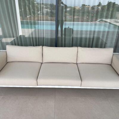 LIMPIEZA SOFA EXTERIOR DESPUES