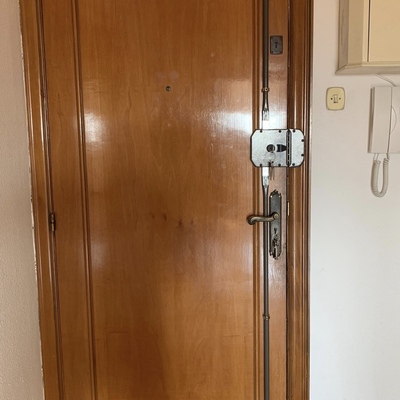 Instalación cerradura de Seguridad