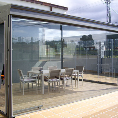 Cerramiento de terraza en Oviñana (Asturias)