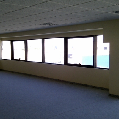 CERRAMIENTO EN OFICINAS