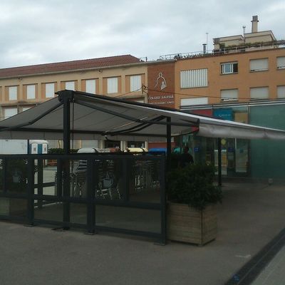 CERRAMIENTOS HOSTELERÍA