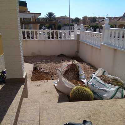 Alisado de terreno para instalar césped artificial