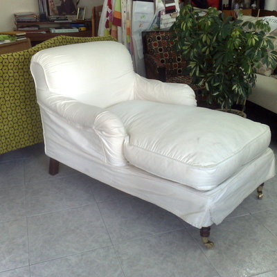 Chaiselongue antes de retapizarla
