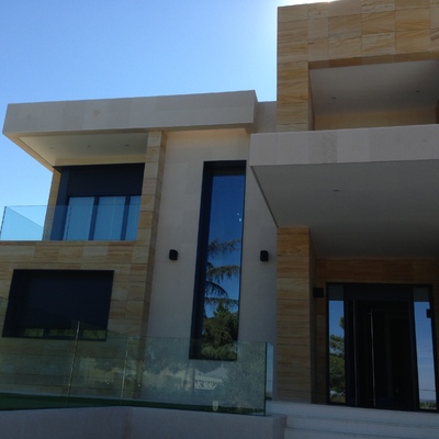 CHALET URB. EL BOSQUE