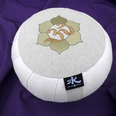 Zafu bordado relleno de miraguano