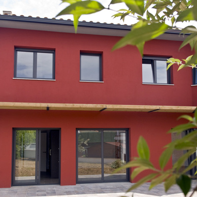 CLAUS EN MA CASA UNIFAMILIAR 