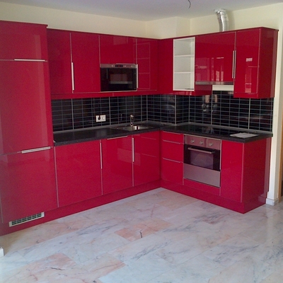 cocina abstrack rojo brillante