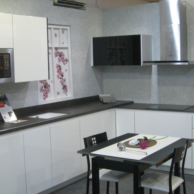 Cocina Con Gola Plana Blanca