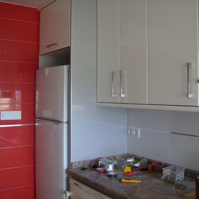 cocina con muebles de cocina