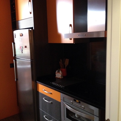 COCINA PEQUEÑA MODERNA