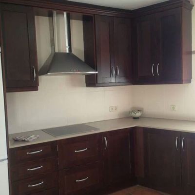 cocina puertas macizas barnizada