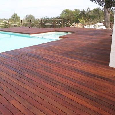 Colocación de tarima exterior y parquet en ibiza.