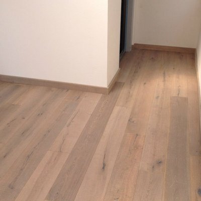 Colocación de tarima exterior y parquet en ibiza.