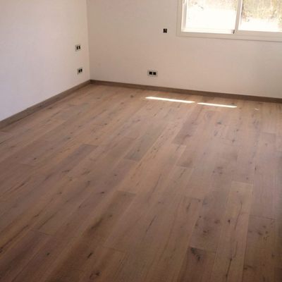 Colocación de tarima exterior y parquet en ibiza.