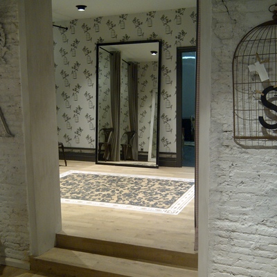 colocacion papel pintado y pintura de suelo idraulico