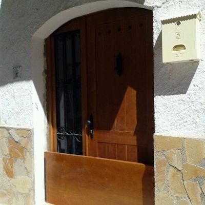 Colocación puerta rustica