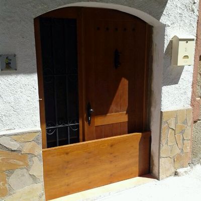 Colocación puerta rustica