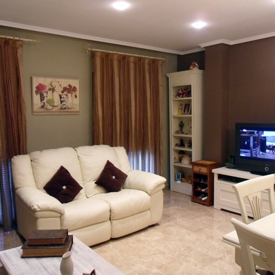 comedor chocolate con verde