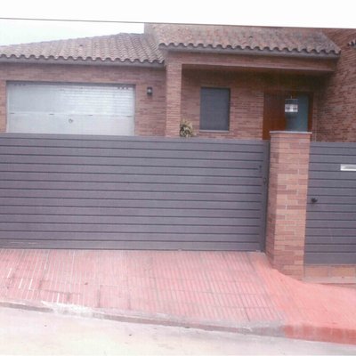 Conjunto puertas garaje