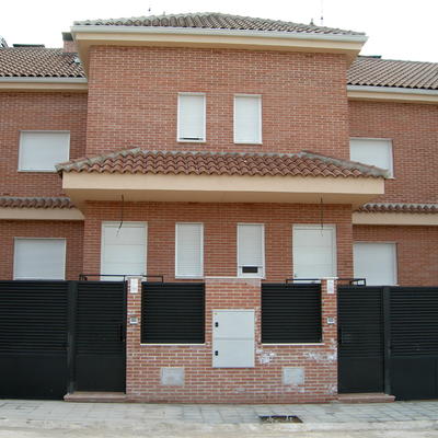 Construcción de 10 viviendas adosadas