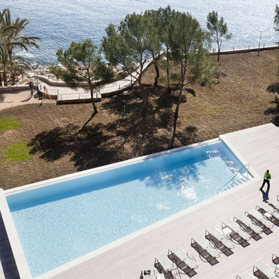 CONSTRUCCIÓN DE PISCINA EN HOTEL