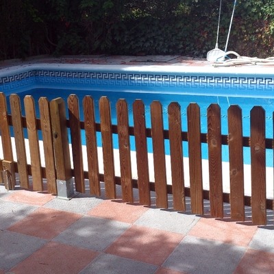 Construcción y vallado piscina
