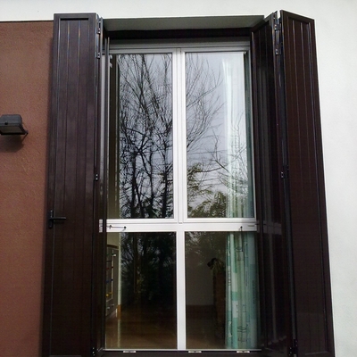 Contraventana articulada