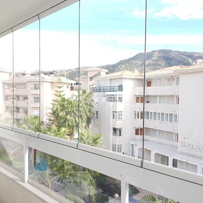 CORTINA DE CRISTAL FRONTAL