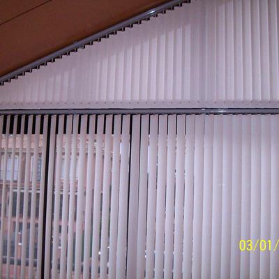 Cortina Vertival Inclinada