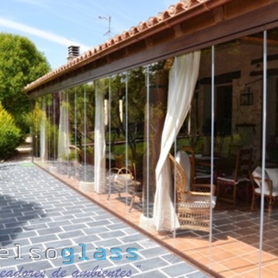 Acristalamiento Móvil Vertical