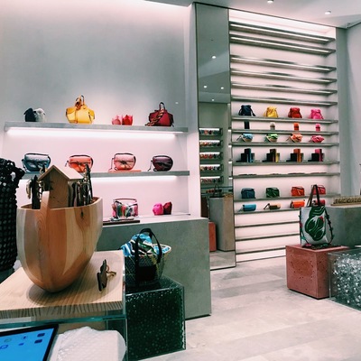 LOEWE FLAGSHIP: MACROPROYECTO LUMÍNICO