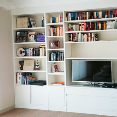 Librería lacada a medida